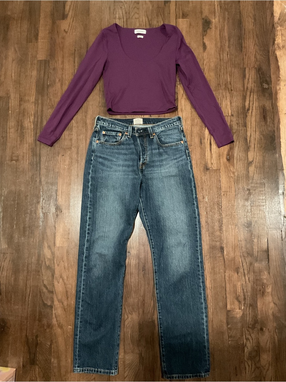 Aritzia Outfit- Top & Jeans